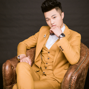 公园老婆暴露给偷窥
